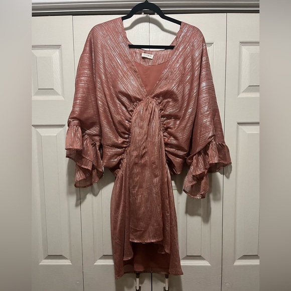 Storia Tops - STORIA Shimmer Blouse